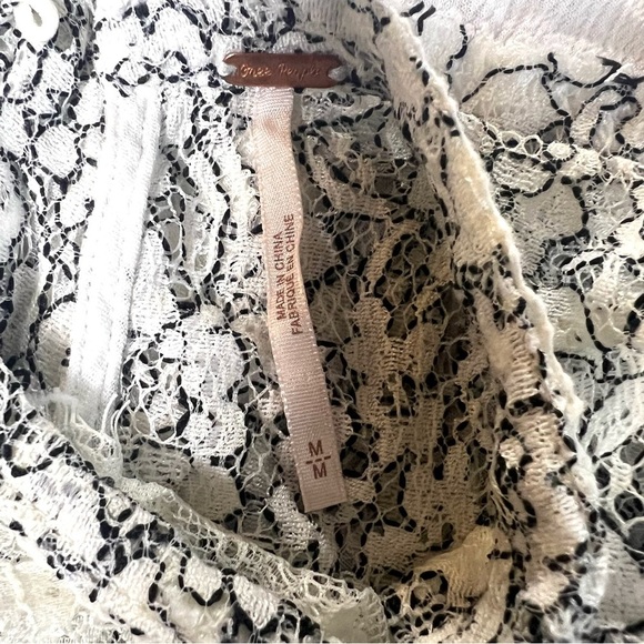 FREE PEOPLE Tell Tale Heart White Lace Tunic Dress Skater Swing Size Medium Boho - Picture 9 of 14